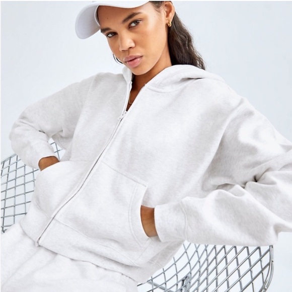 TNA Tops - Aritzia Tna Cozy Fleece Boyfriend Boxy Zip up Hoodie Heather Cloud White size XS